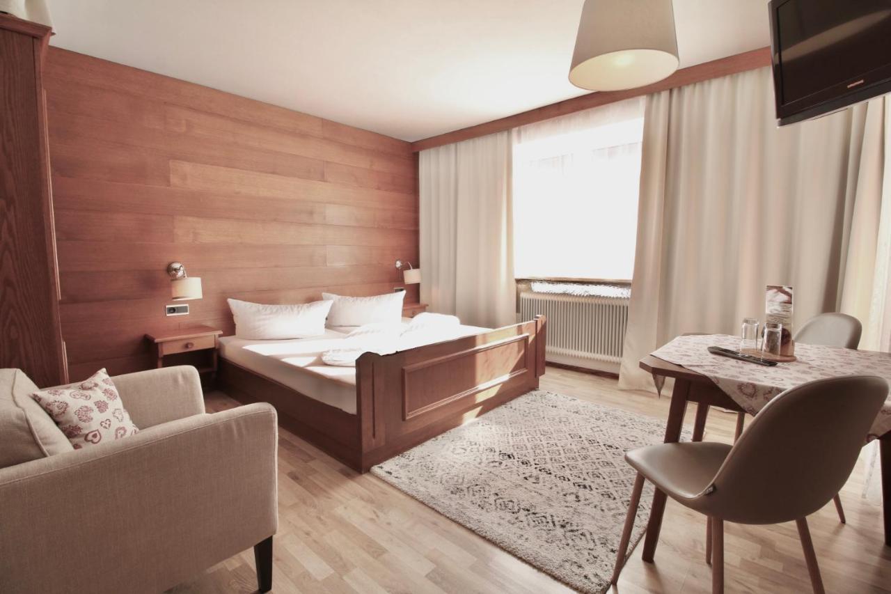 Alpenhaus Monte Hotel Neustift im Stubaital Eksteriør billede