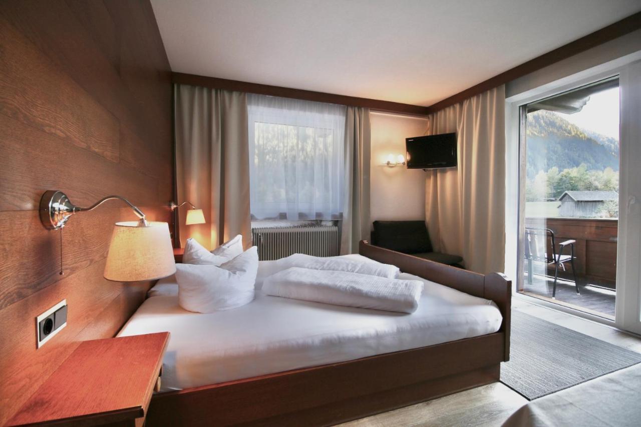 Alpenhaus Monte Hotel Neustift im Stubaital Eksteriør billede