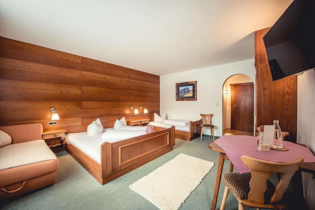 Alpenhaus Monte Hotel Neustift im Stubaital Eksteriør billede